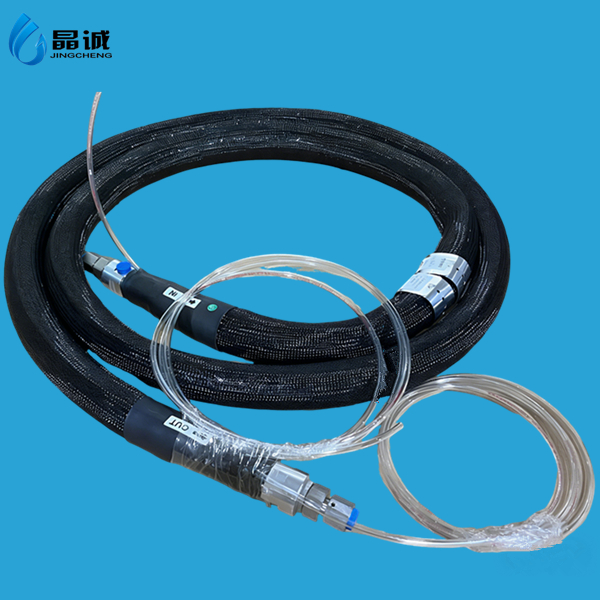 Low temperature low pressure constant temperature water heating PTFE hose