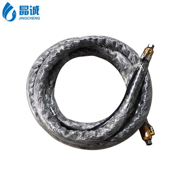 Industrial liquid asphalt internal electrical heat traced hose heated hose 