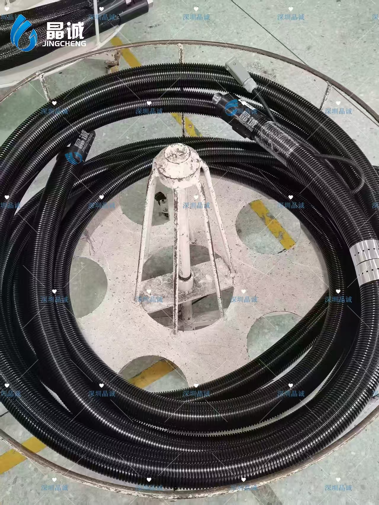 Manufacturer's direct sales corrugated hose robot spray pipe glue coating heating pipe low-temperature high-pressure pipe car glue coating hose