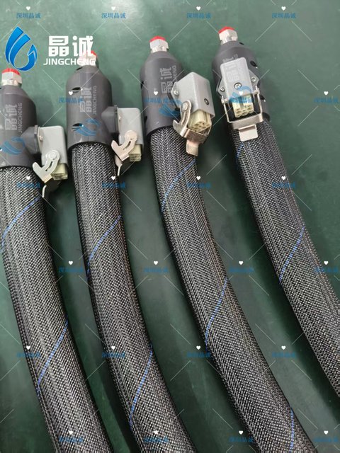 Source factory produces PTFE conveyor pipe hot melt adhesive machine accessories