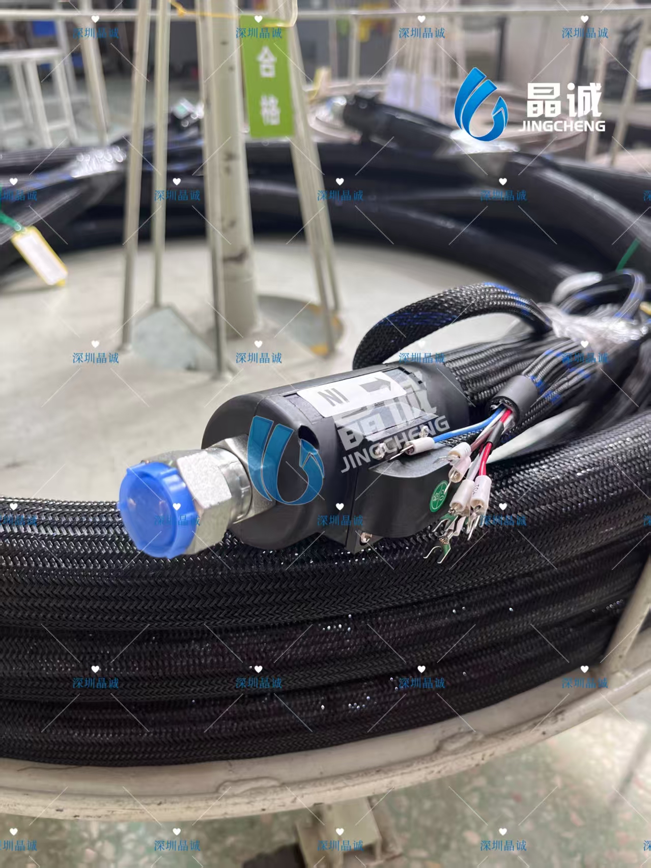 Why do we need to regularly maintain PUR hot melt adhesive pipelines?