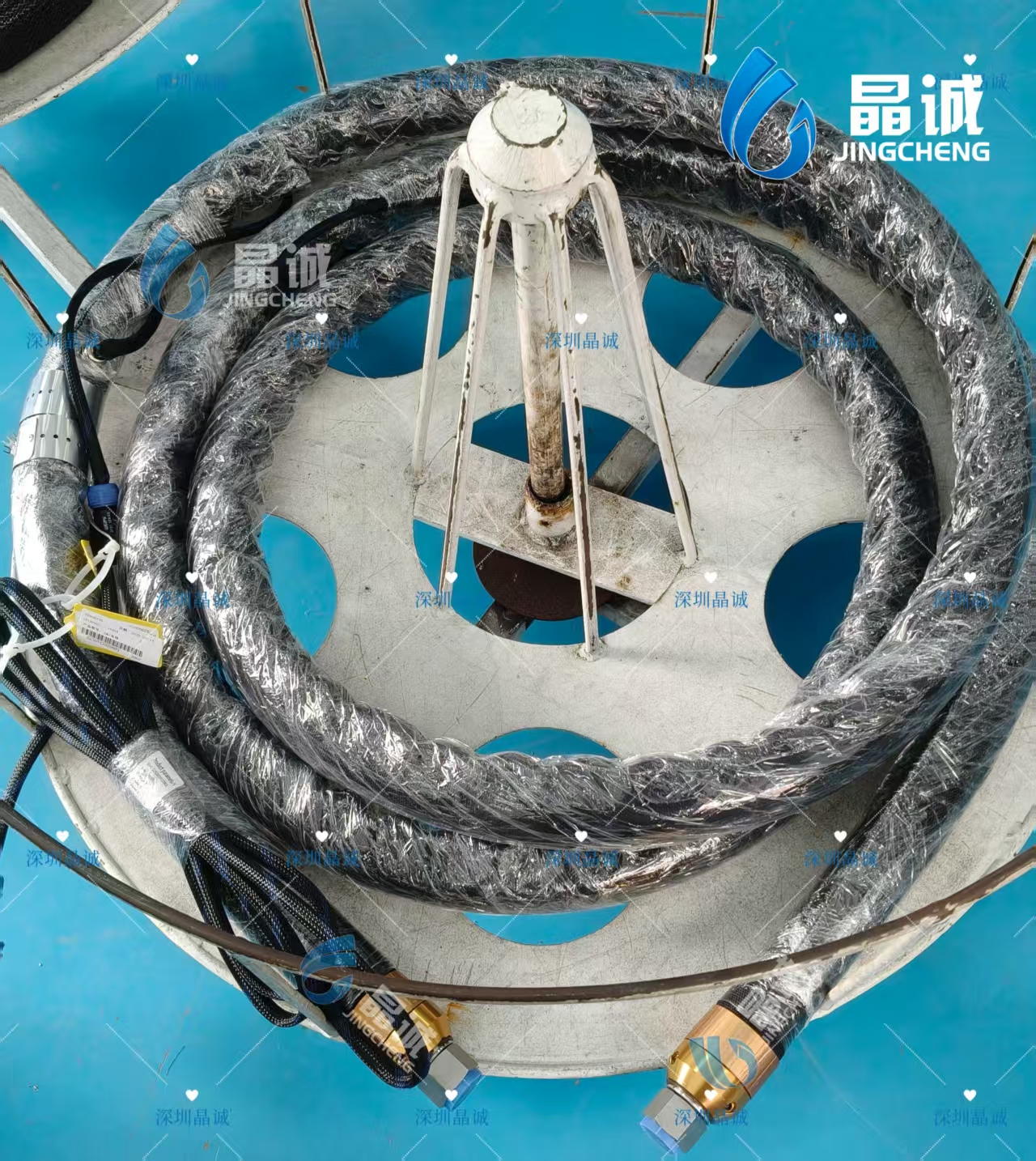 Asphalt conveying pipe for road maintenance equipment, high temperature and low pressure pipe