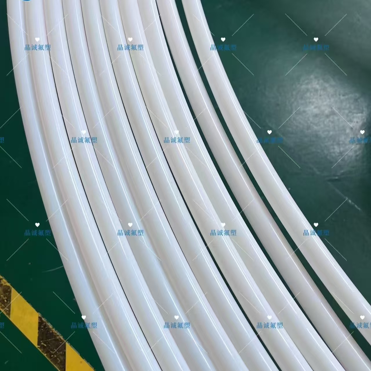 Standard PTFE Smooth Hose | -70 to +260°C | FDA 21 CFR Options