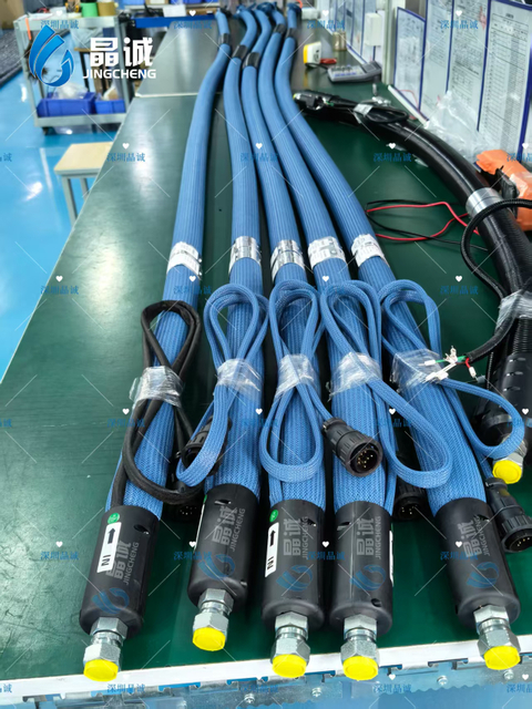 Non overflow adhesive conveying pipe, electric heating hose, hot melt adhesive heating pipe, conveying pipe, hot melt adhesive machine accessories, pipe throat