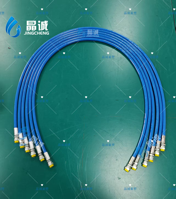 Protective TPU-Covered PTFE Hose for Clean Industrial Fluid Systems