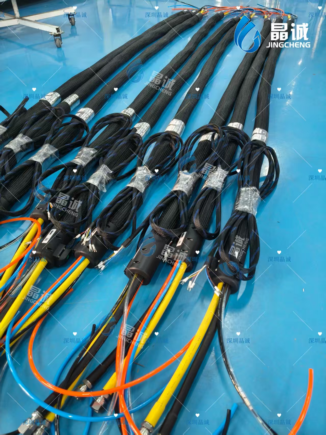 Polyurethane Heated Hose for Pressure, Temperature and Connection Matching in PU Equipment