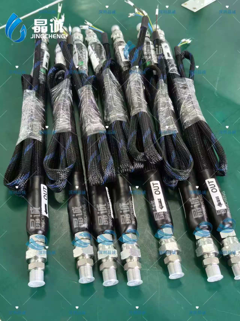 Electrically Heated PTFE Hose with Corrosion Resistant Interior & Stable Temperature Output for Low Pressure Process Lines