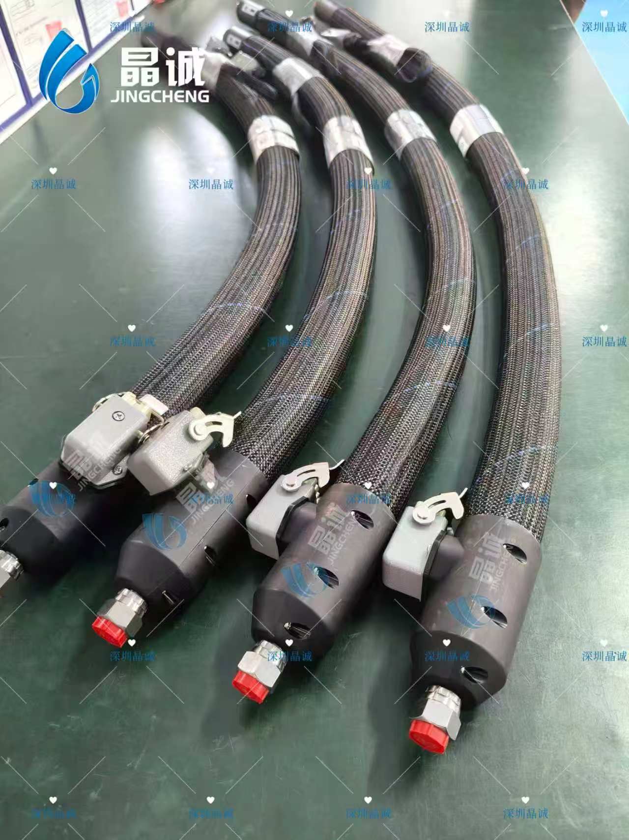 Precision PUR Adhesive Heated Hose with Evenly Woven Heating Layer for Edge Banding and Profile Wrapping