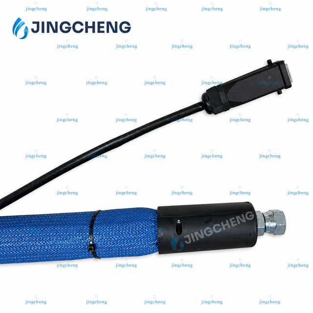 Flexible Heated Melt Link for Extrusion and Material Processing Lines