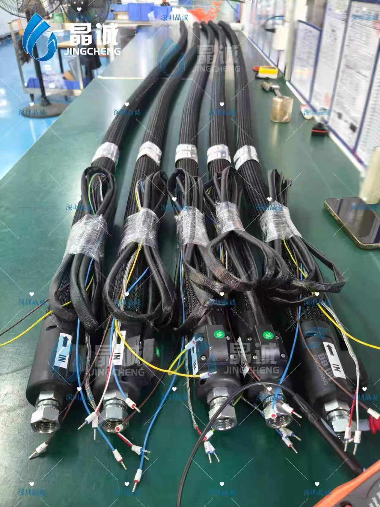 Customizable PTFE Lined Heated Hose for PUR Dispensing Systems in Furniture Manufacturing Tailored Lengths & Fittings