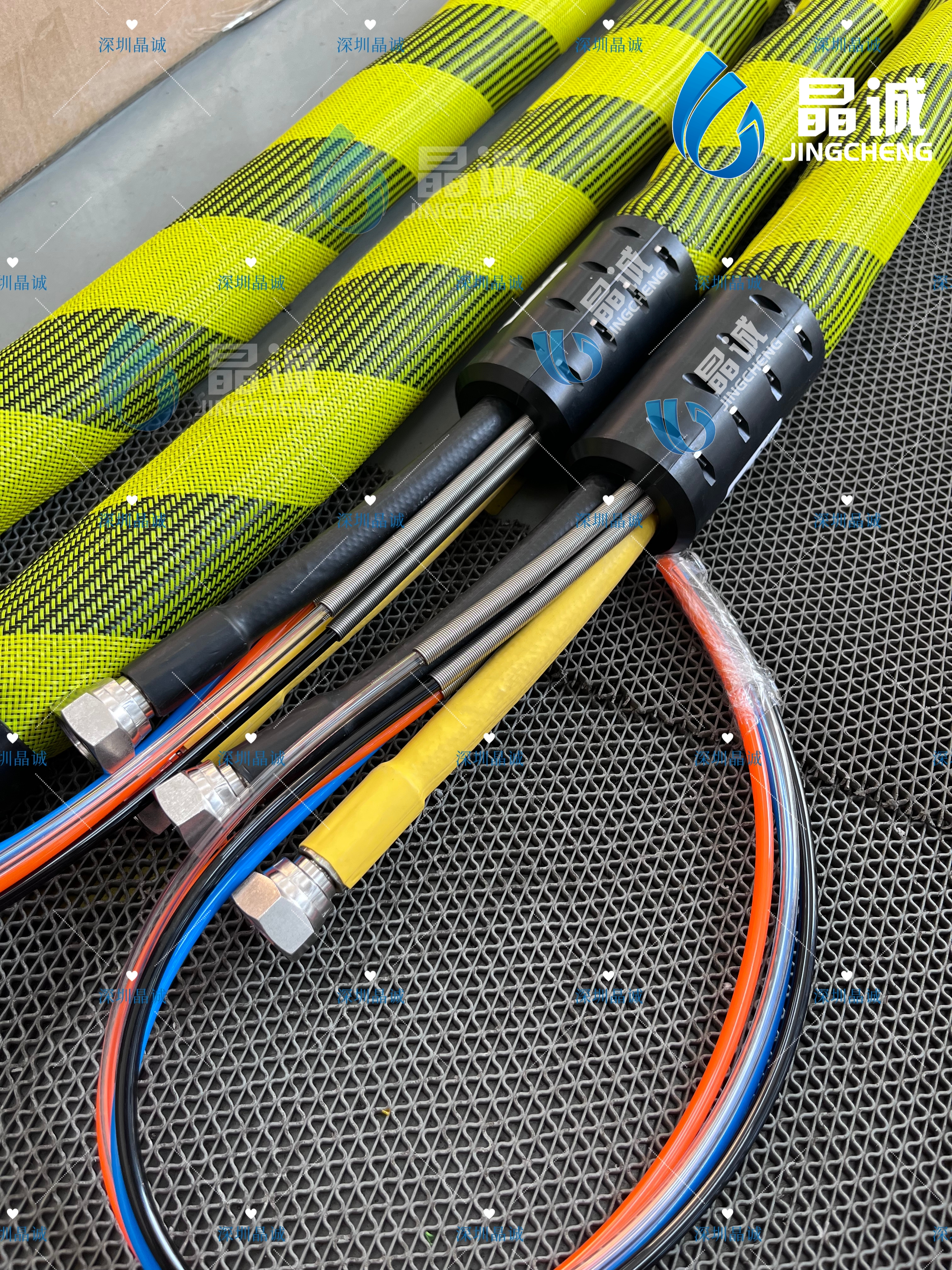 Flexible Heated PTFE Transfer Hose for PU Adhesive and Sealant Dispensing Non-Stick Surface & Precise Temperature Control