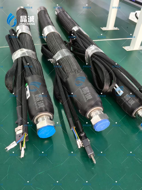 Industrial PTFE Heating Tube Custom Made Adhesive Transfer Hose For Painting Dispensing Robot Gluing Equipment