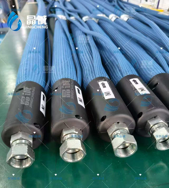 Heated PUR Adhesive Hose with PTFE Inner Tube for Robotic Edge Banding and Profile Wrapping