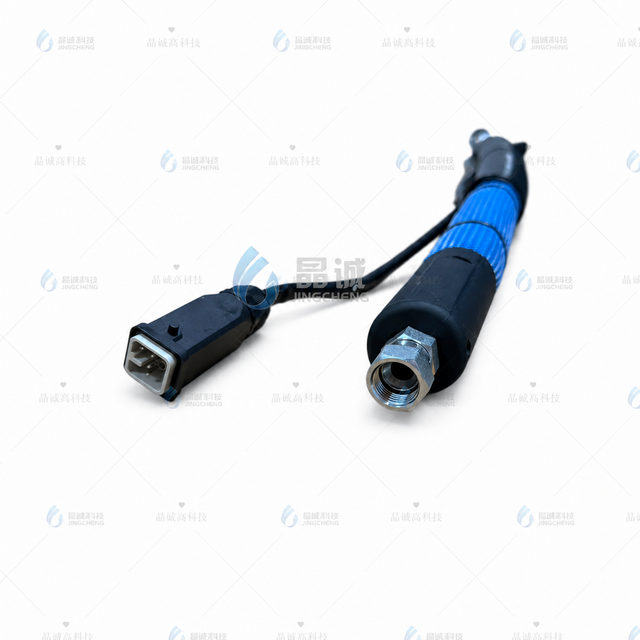 Flexible Heated Melt Link for Extrusion and Material Processing Lines
