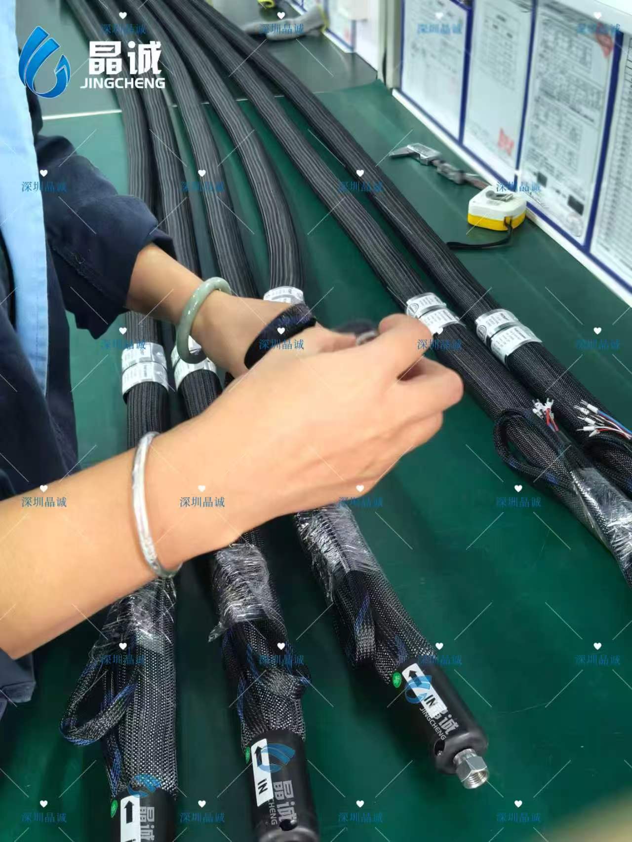 Highly Flexible PTFE Heated Hose for Robotic Dispensing Resists Repeated Bending for Automated Production