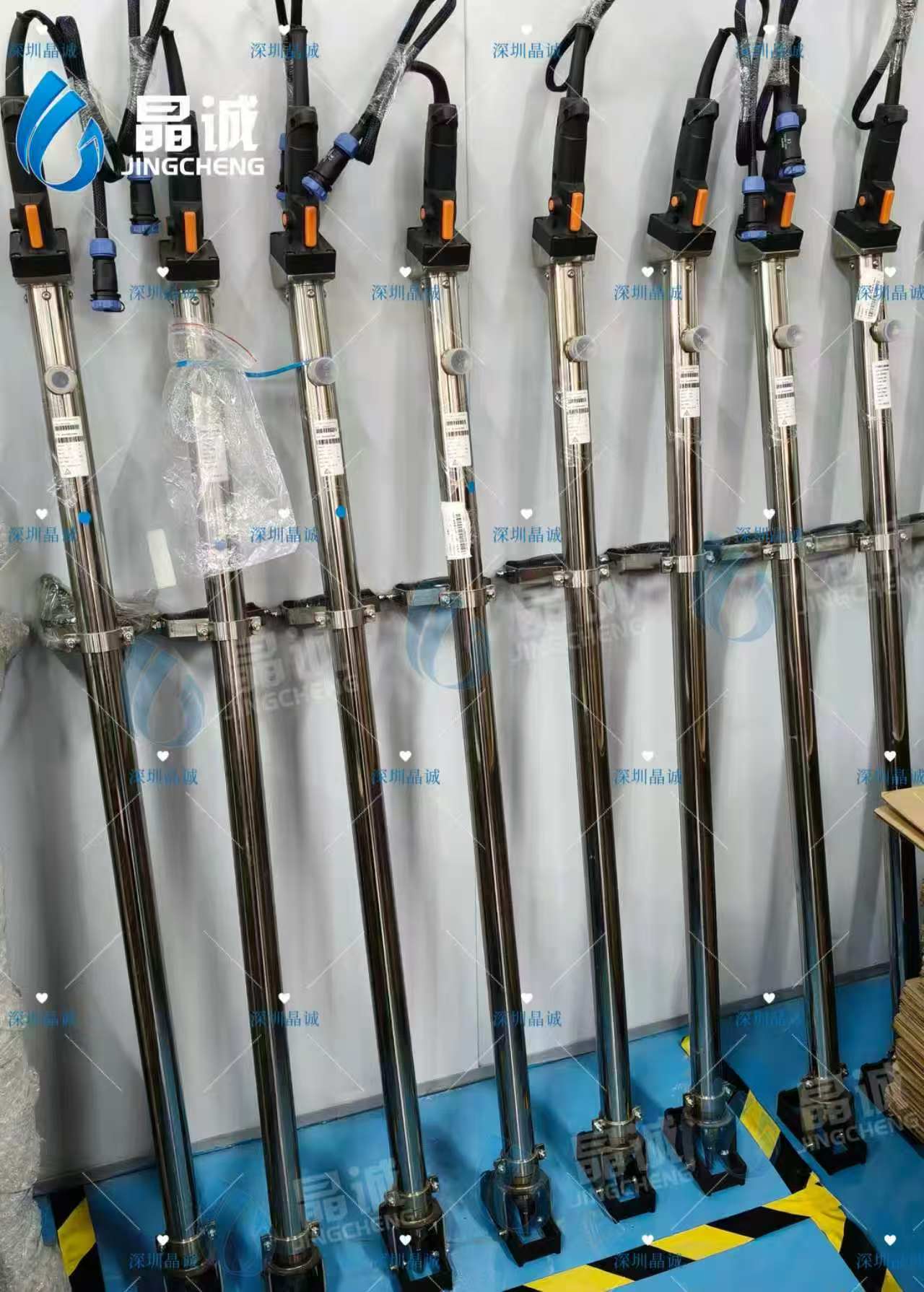 PTFE Lined Sealant PTFE Heated Hose with Uniform Heat Distribution for Highway Crack Sealing and Runway Maintenance