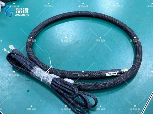 Industrial PTFE Heated Hose Custom Service Hot Melt Glue Automotive Coating Robot Dispensing